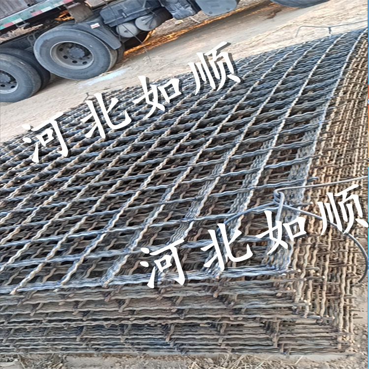 濟寧韓總鋼筋編織焊接網片發貨圖片2